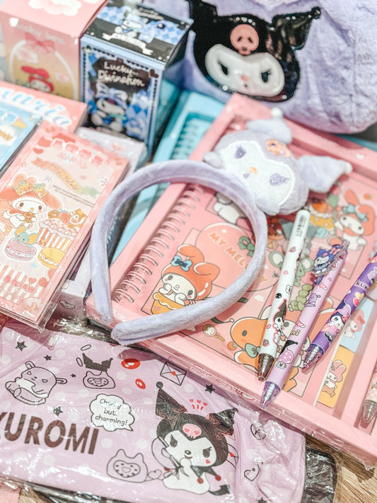 Classic & Sanrio Mix Scoops 🩷🎀