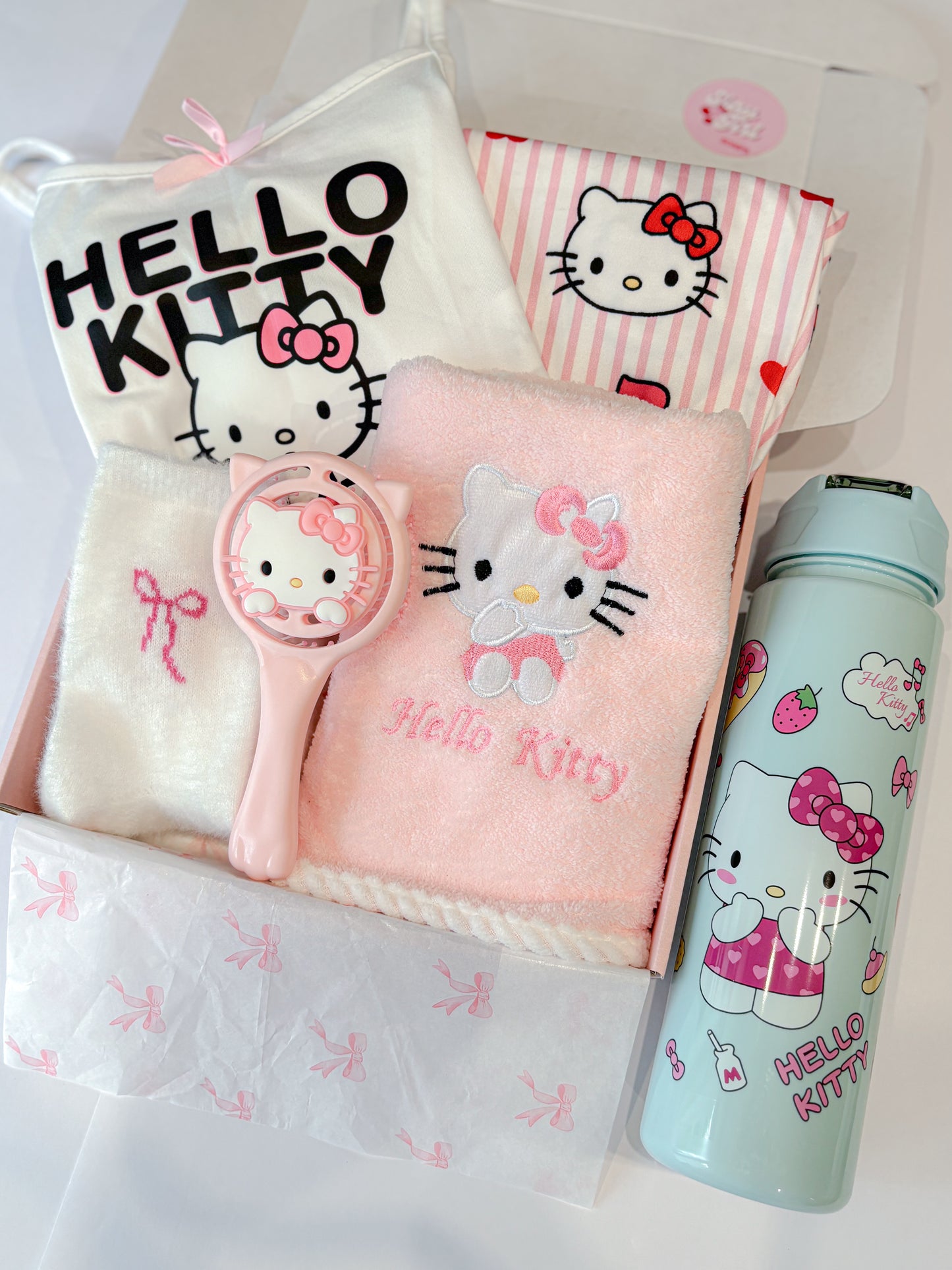 HELLO KITTY Gift Box set